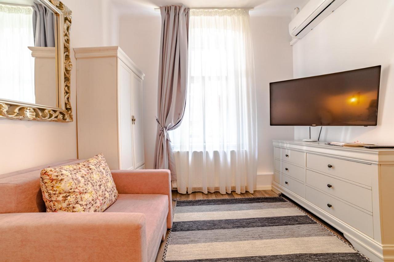 Albert Residence בראשוב מראה חיצוני תמונה